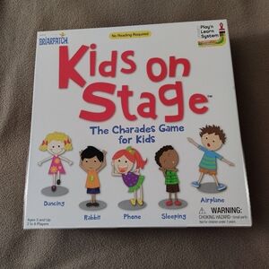 Briarpatch Kids on Stage Charades Game - Colorful Fun